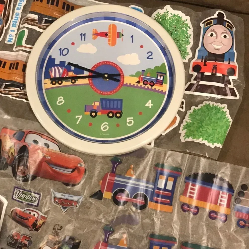 🔹Clock & Decals Vehicle Decor Set